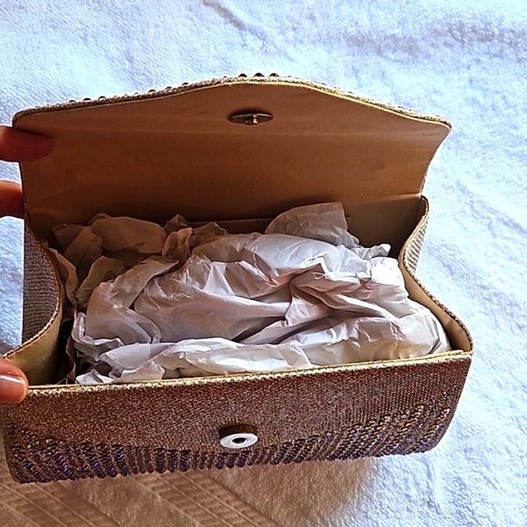 Iridescent Bling Hand Bag New, From Macys - Picture 2 of 4